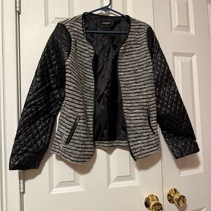Elegant Black Gray Women's Blazer Marignita Size Large in great used condition